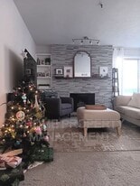 1407 Riverview Dr in Marietta, GA - Building Photo