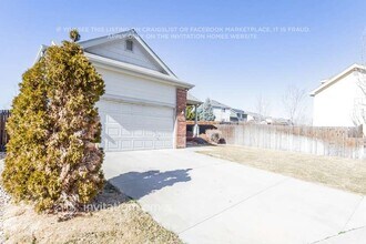 21731 E Kent Dr in Aurora, CO - Foto de edificio - Building Photo