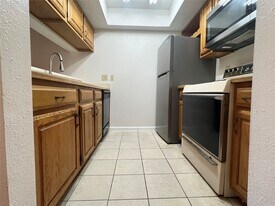 2826 S Bartell Dr in Houston, TX - Building Photo