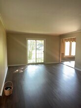37403 Stonegate Cir in Clinton Twp, MI - Building Photo - Building Photo