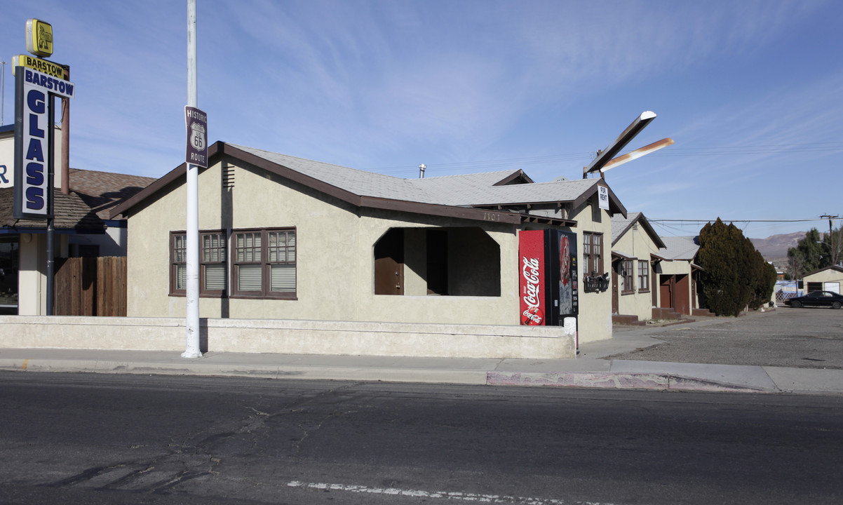 1101 W Main St in Barstow, CA - Foto de edificio