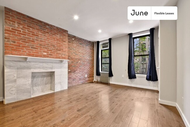 534 E 14th St in New York, NY - Building Photo - Building Photo