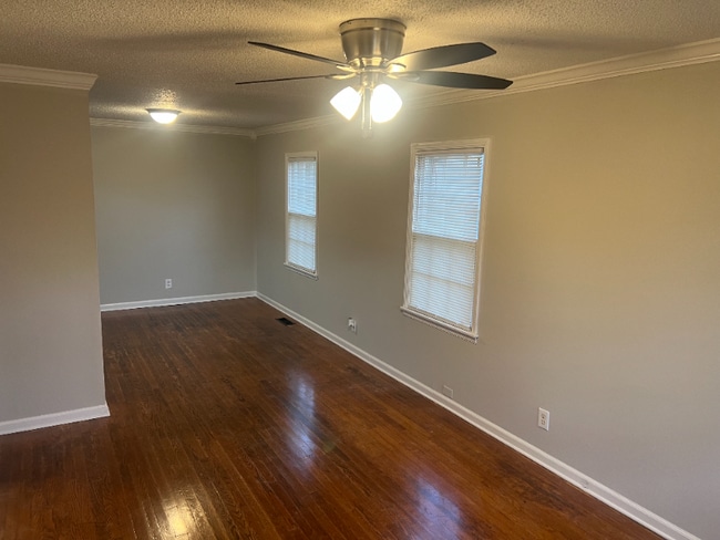 2902 NW Love Dr in Huntsville, AL - Building Photo - Building Photo