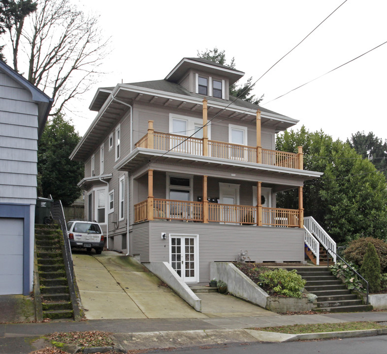 2314 SE Pine St in Portland, OR - Foto de edificio