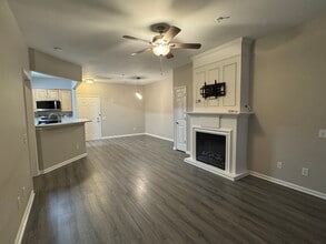 14907 Santa Lucia Dr in Charlotte, NC - Foto de edificio - Building Photo