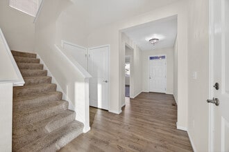 221 S Quantock St in Aurora, CO - Building Photo - Building Photo