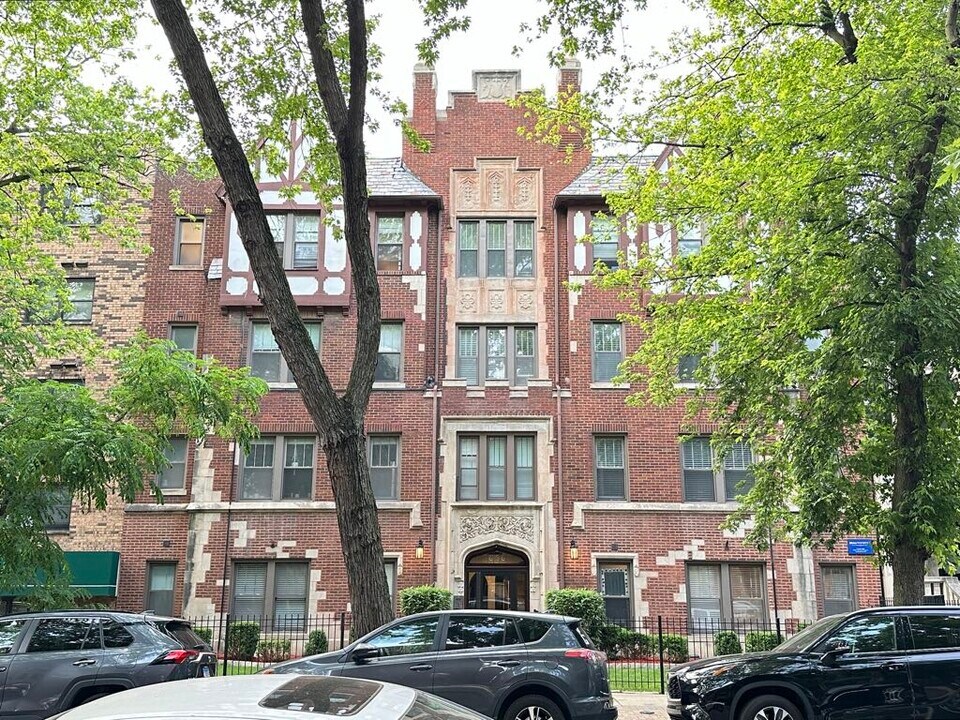 659 W Wrightwood Ave in Chicago, IL - Building Photo