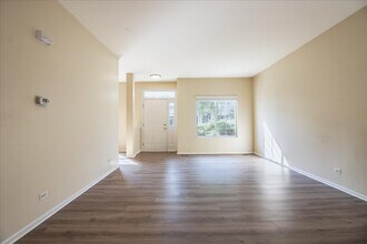 2306 Reflections Dr in Aurora, IL - Building Photo - Building Photo