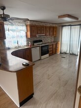 14 Clifton Manor Dr in Gouldsboro, PA - Building Photo - Building Photo