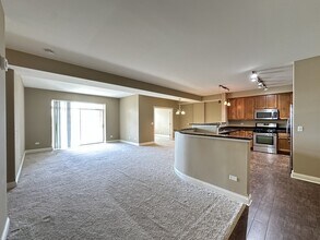 2 Itasca Place in Itasca, IL - Building Photo - Building Photo