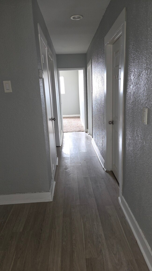 8714 W Avenue E4, Unit A in Lancaster, CA - Building Photo - Building Photo
