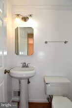 4037 Broadwire Dr in Fairfax, VA - Building Photo - Building Photo