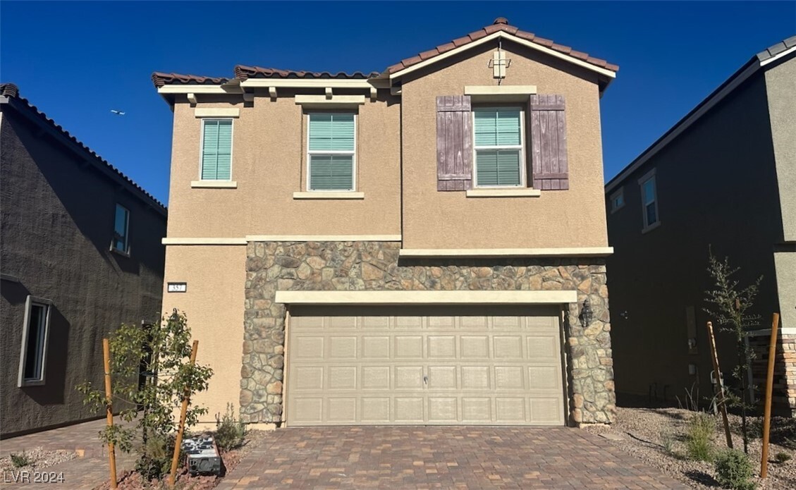 357 Silva Pl in Henderson, NV - Building Photo