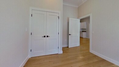 16 Highgate St, Unit 203 in Boston, MA - Building Photo - Building Photo