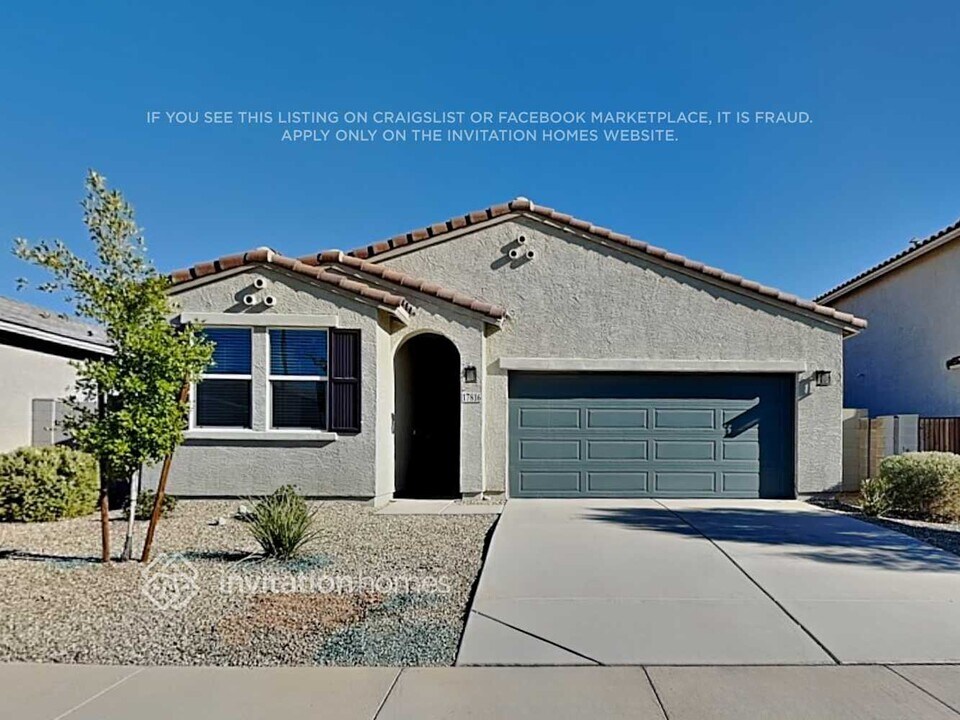 17816 W Daley Ln in Surprise, AZ - Building Photo