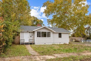 1893 Princeton Ct SW in Birmingham, AL - Building Photo