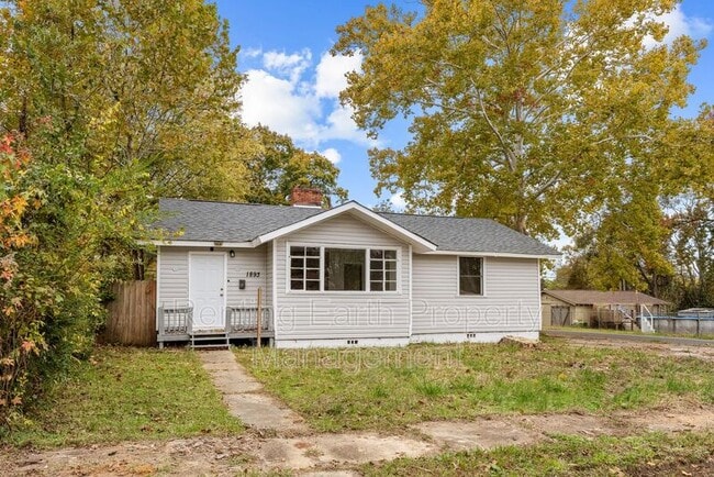 property at 1893 Princeton Ct SW