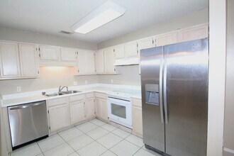 140 Stearns St in Gulf Breeze, FL - Building Photo - Building Photo