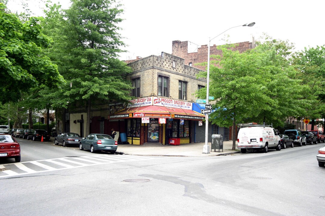 1305 Newkirk Ave in Brooklyn, NY - Building Photo