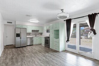 1505 S Beck Ave in Tempe, AZ - Building Photo - Building Photo