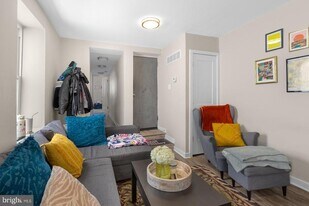 162 Richmond St in Philadelphia, PA - Building Photo