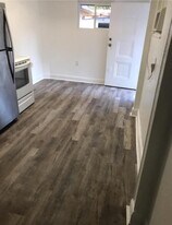 6232 62nd Ave N, Unit B in Pinellas Park, FL - Building Photo