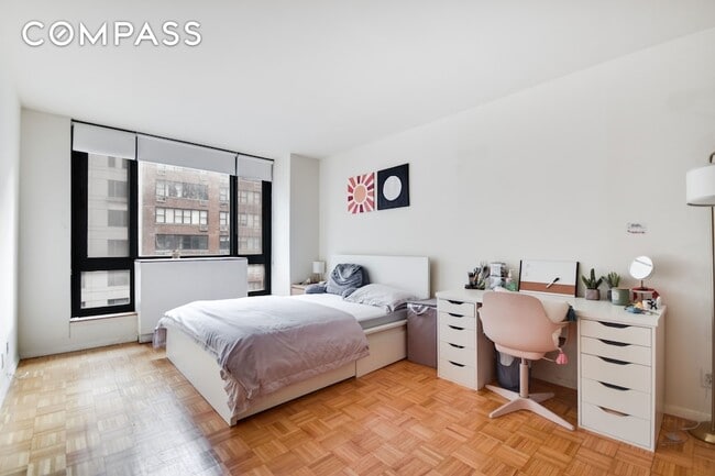 property at 1 Irving Pl