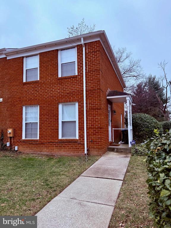 1022 Dartmouth Glen Way in Baltimore, MD - Building Photo - Building Photo