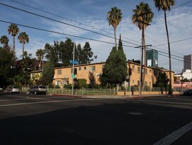 6201 Fountain Ave in Los Angeles, CA - Building Photo
