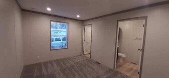 132 Desander Dr in Lansing, MI - Building Photo - Building Photo