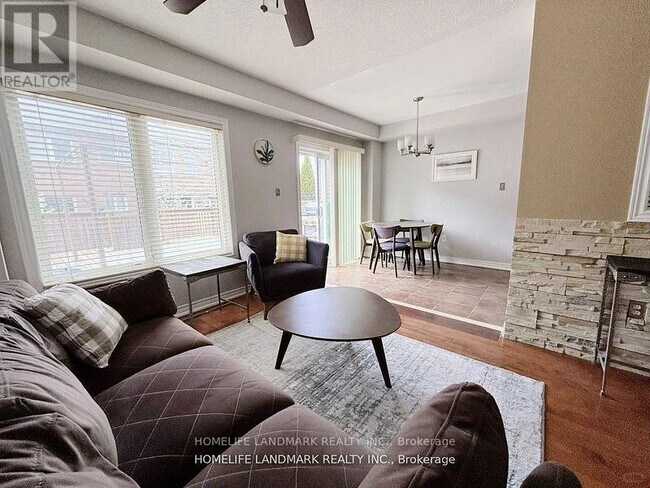 6 Latitude Ln in Whitchurch-Stouffville, ON - Building Photo - Building Photo