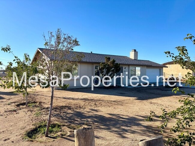 11168 Mohawk Rd in Apple Valley, CA - Building Photo - Building Photo