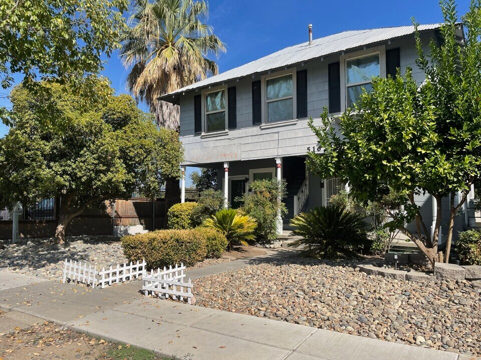 516 Rio St, Unit 516 Rio St. Red Bluff#3 in Red Bluff, CA - Foto de edificio