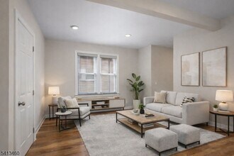 122 N Fullerton Ave in Montclair, NJ - Building Photo - Building Photo