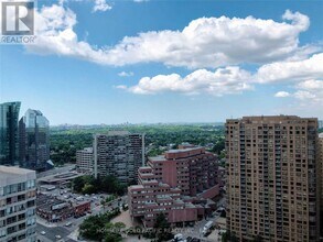 18 Spring Garden Ave in Toronto, ON - Building Photo - Building Photo