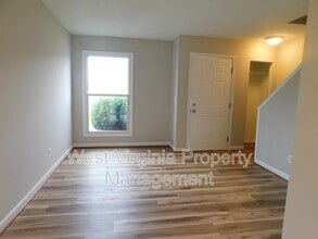 3648 Davis Stuart Rd in Lewisburg, WV - Building Photo - Building Photo