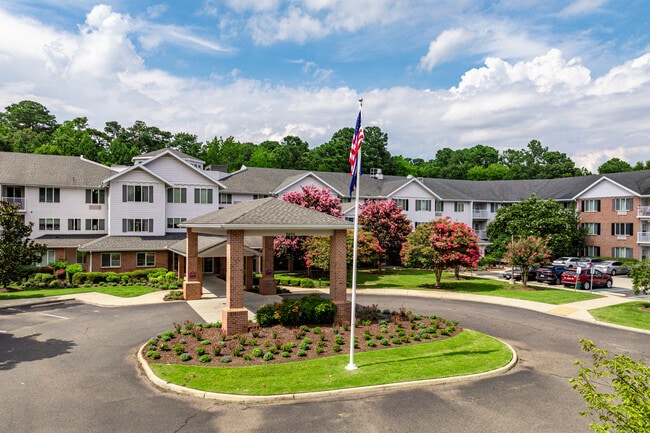 Colonial Harbor in Yorktown, VA - Building Photo - Building Photo