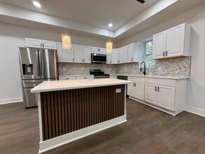 3514 Reisterstown Rd in Baltimore, MD - Building Photo - Building Photo