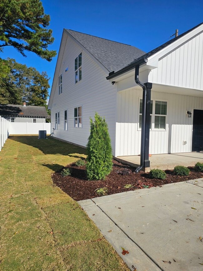 1009 Rountree Ave SE in Wilson, NC - Building Photo - Building Photo