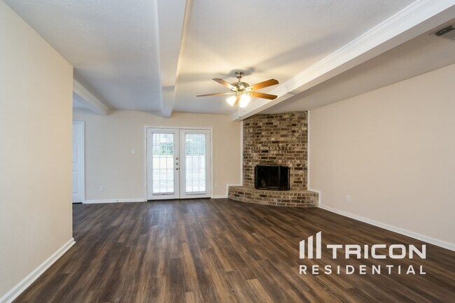 1707 Abbey Oak Dr in Houston, TX - Building Photo - Building Photo