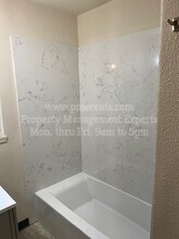 462 E Pine St in Stockton, CA - Building Photo - Building Photo