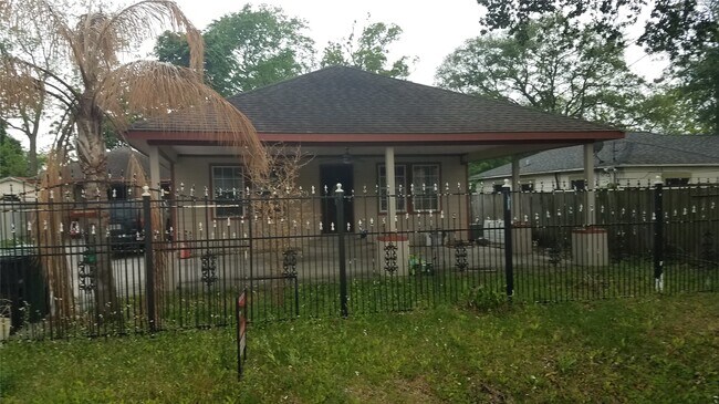 property at 8030 Darlington Dr