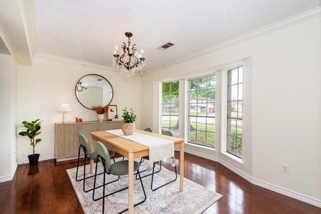 2007 S Rayburn Ct