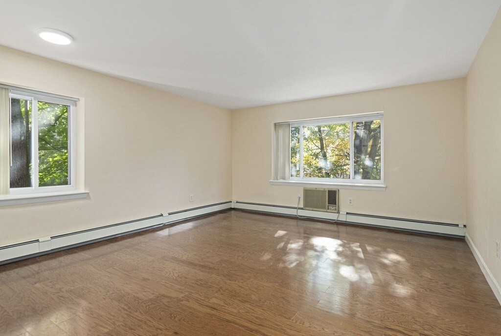 133 Beaconsfield Rd, Unit 36 in Brookline, MA - Building Photo