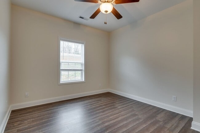 1678 McCleary Bend Rd in Sevierville, TN - Building Photo - Building Photo