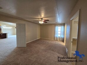1298 Crystal Lake Ln in Billings, MT - Building Photo - Building Photo