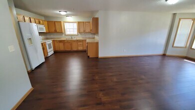 2227 5th Ave S, Unit 201 in Minneapolis, MN - Building Photo - Building Photo