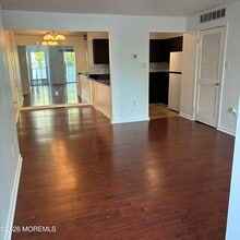 310 Heather Croft in Egg Harbor Township, NJ - Building Photo - Building Photo