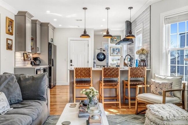 property at 644 Adams St