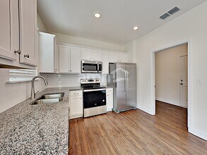 10323 Marsh Edge Ct in Jacksonville, FL - Foto de edificio - Building Photo